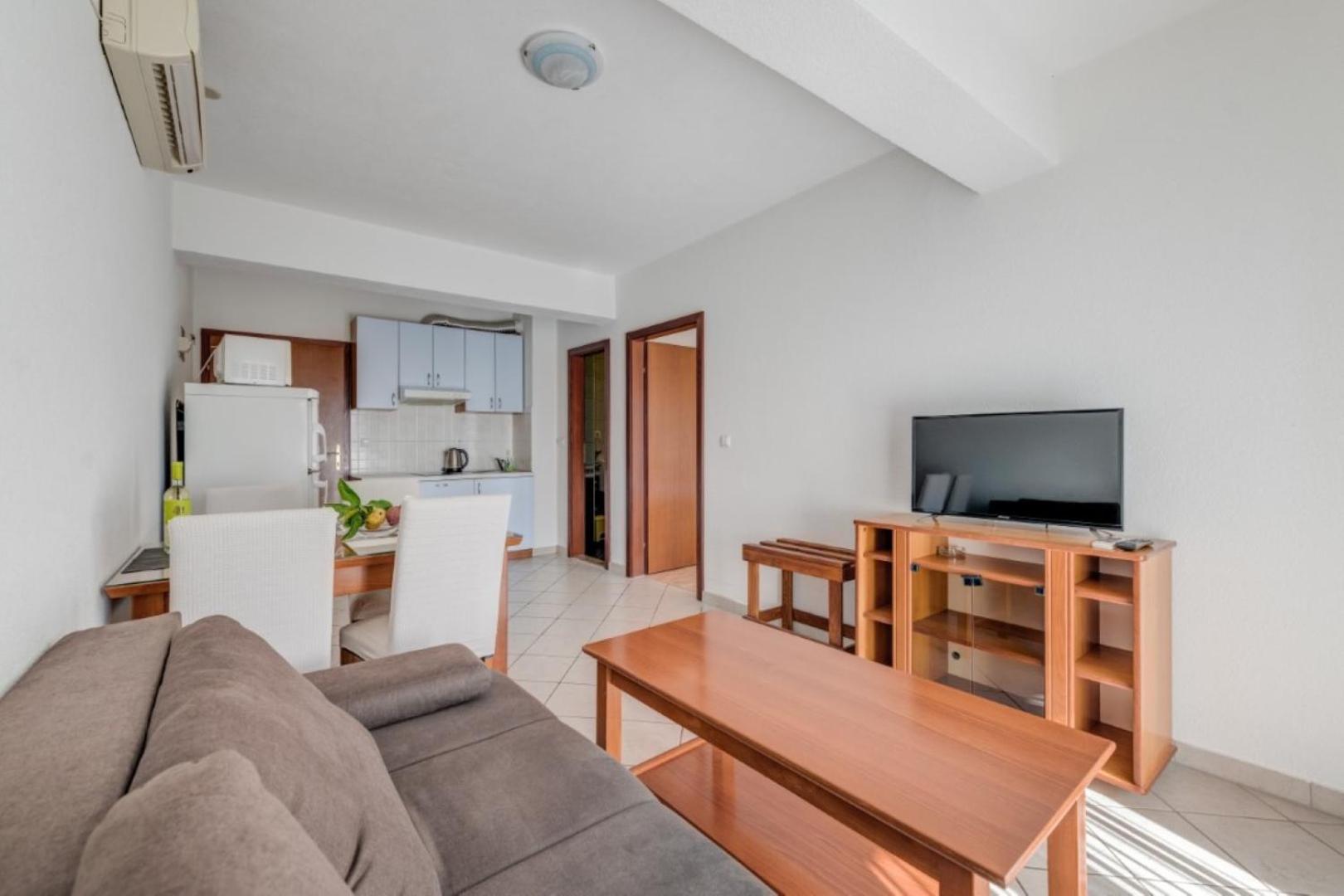 Ruza&Nikolina "1" Apartmani - Baska Voda Baška Voda Exterior foto