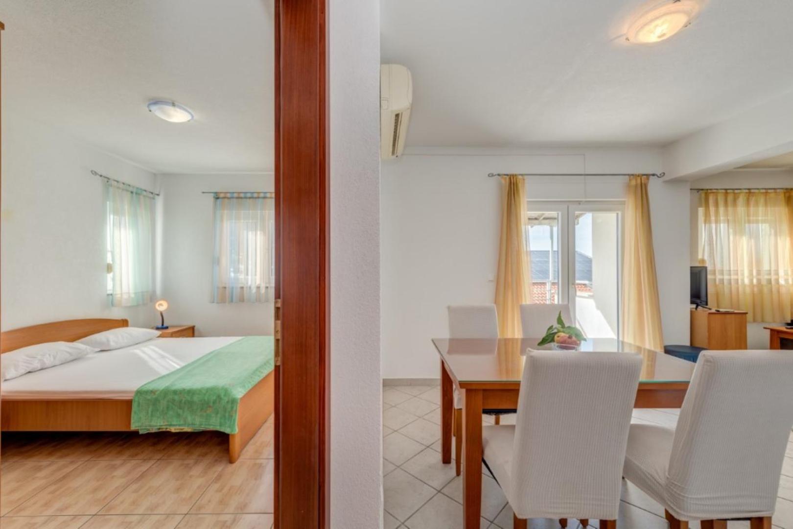 Ruza&Nikolina "1" Apartmani - Baska Voda Baška Voda Exterior foto